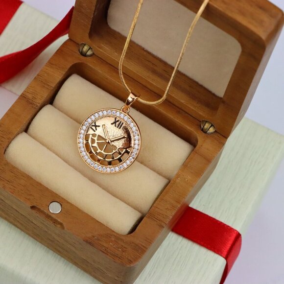 "Rose Gold Clock Face Pendant with Roman Numerals and Iced Border, XPPT1406 - Picture 10 of 12